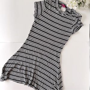 3/$20 Candie’s Black and White Striped Skater Dress